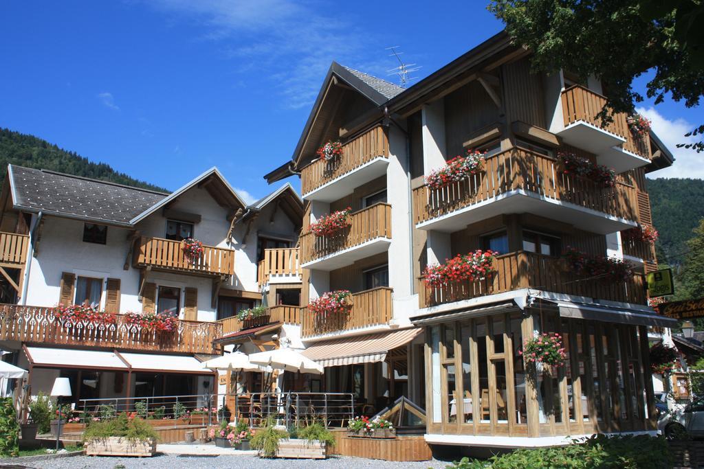 Logis Hotel Gai Soleil Samoëns Camera foto
