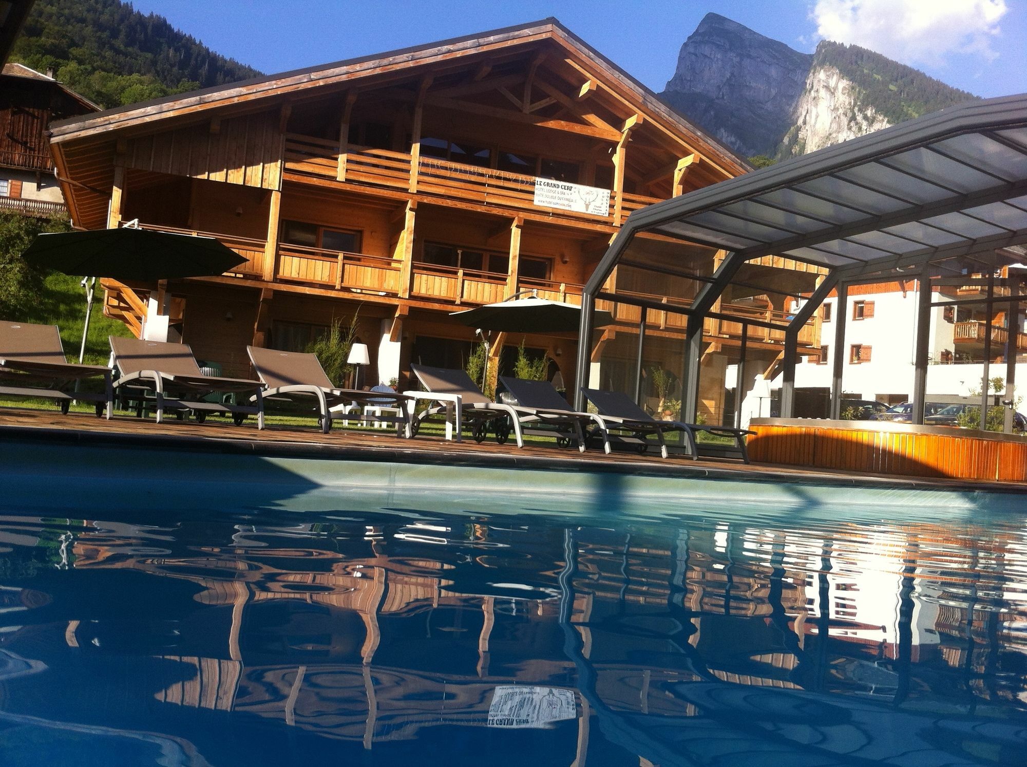 Logis Hotel Gai Soleil Samoëns Esterno foto